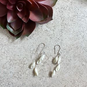 Handmade artisan VERRE French glass cream 4 drop earrings new